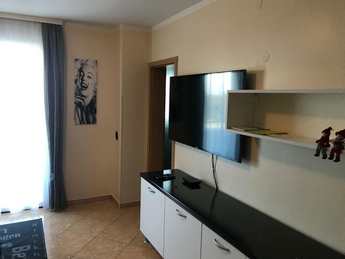 Apartment Vita Moela Umag Exteriér fotografie